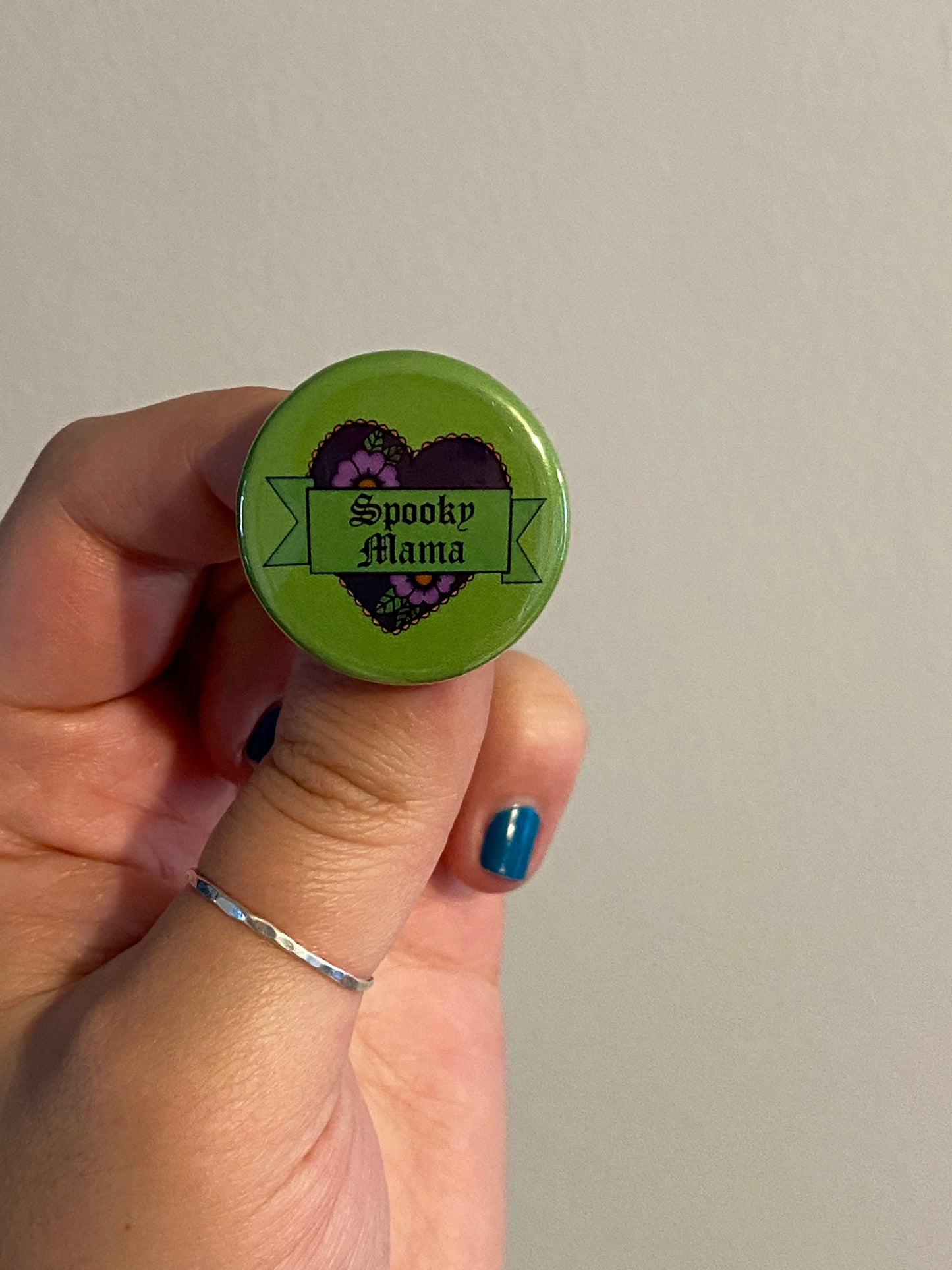 Spooky mama pin badge