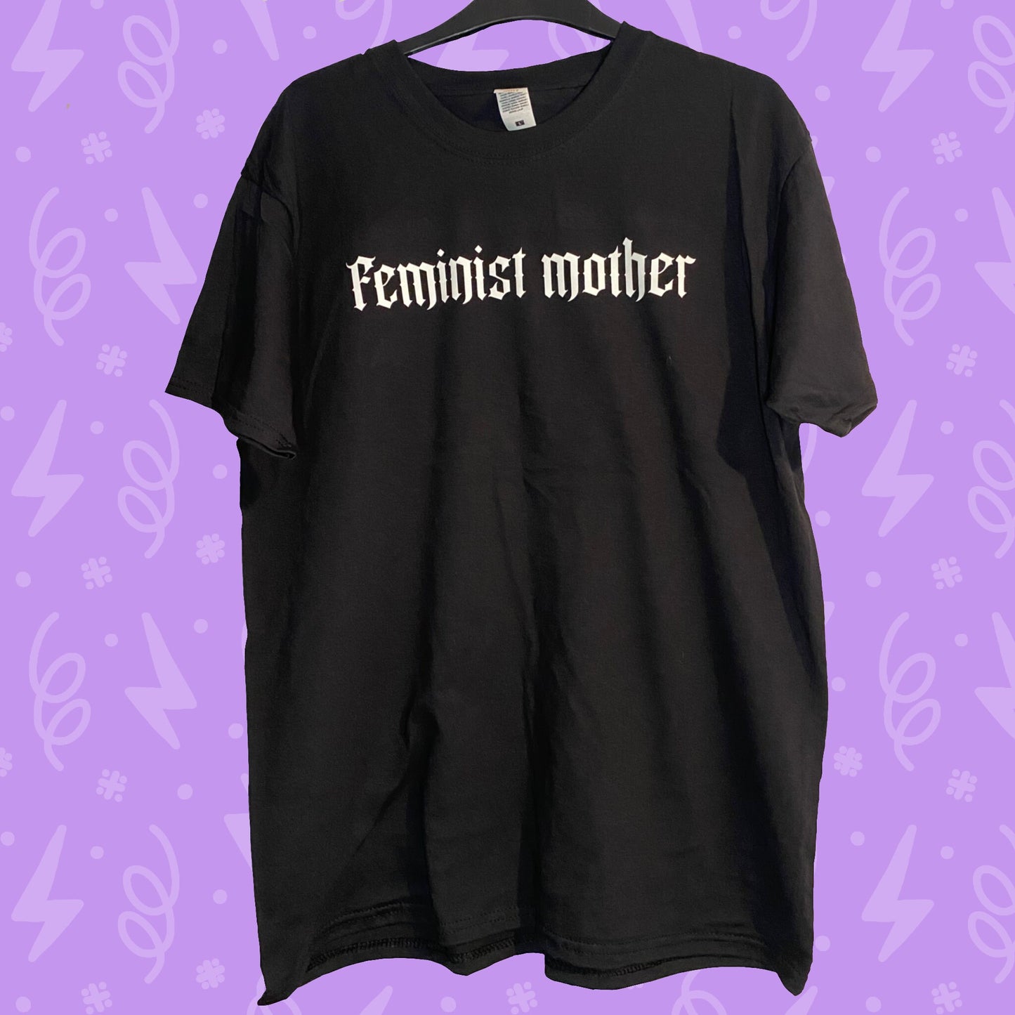 Feminist Mother // T-shirt // Black